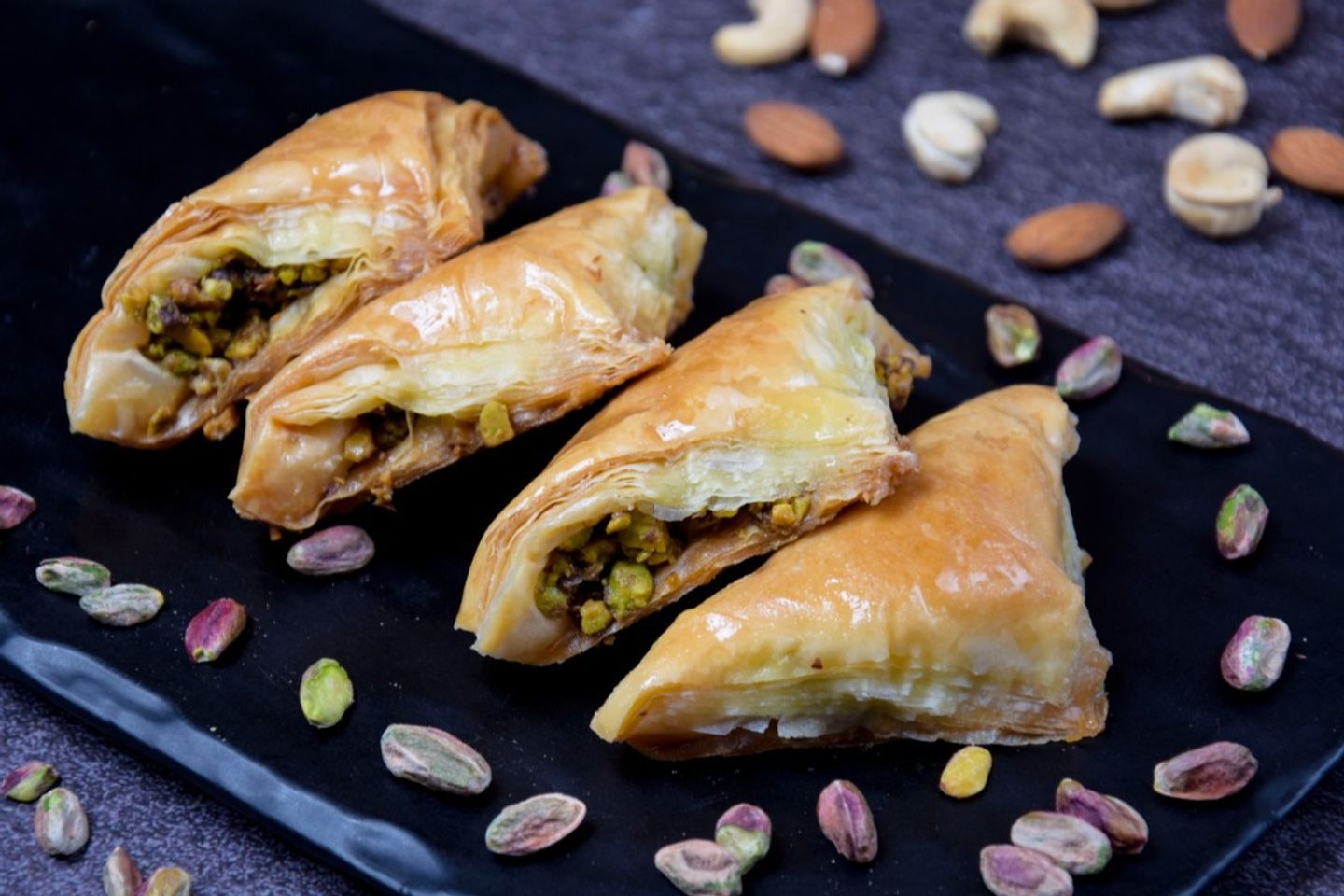 وربات بالفستق - نصف كيلو