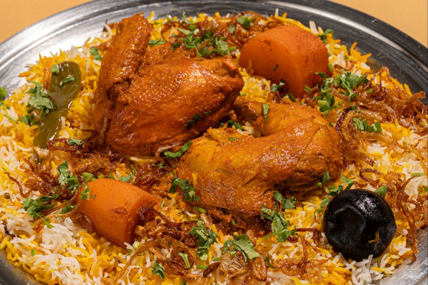 بريـــاني دجاج - بالعظم