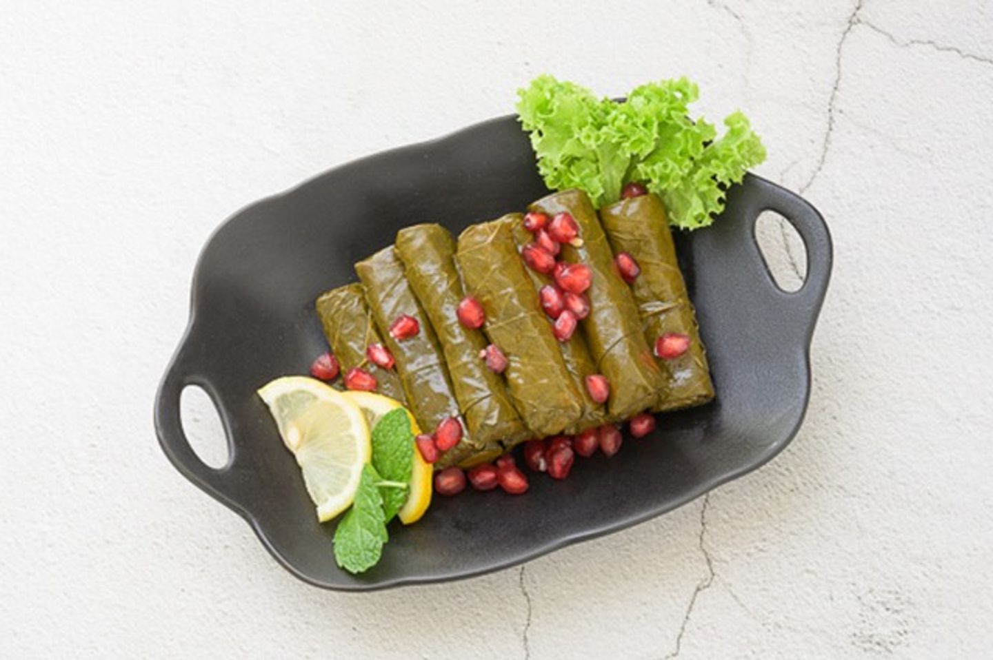 ورق عنب بدبس الرمان - اربعة حبات