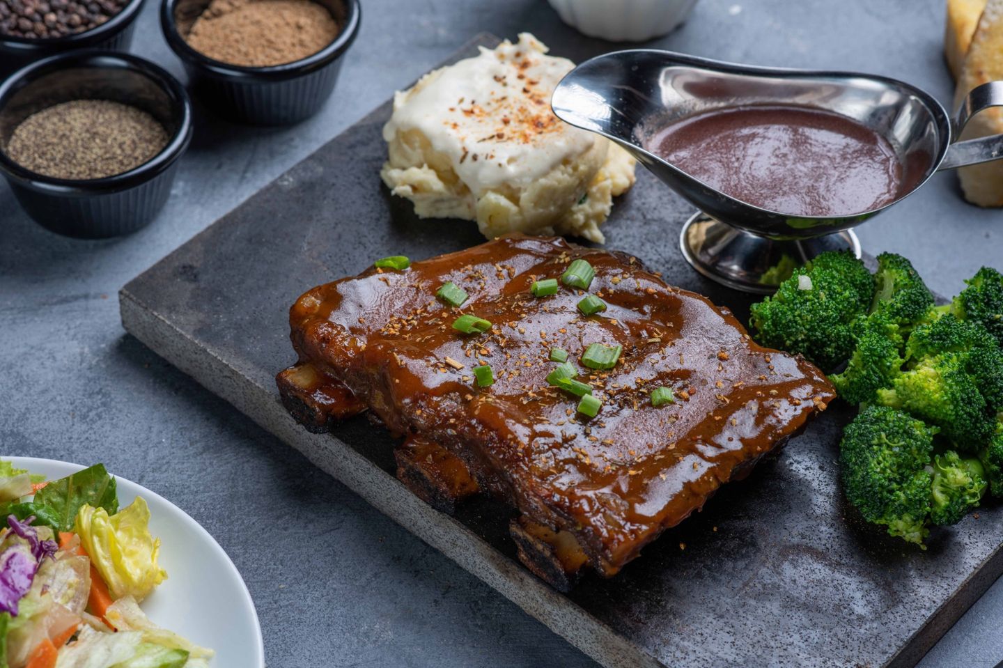Applewood 1/2 Bb Back Ribs - Three Bones Back Ribs