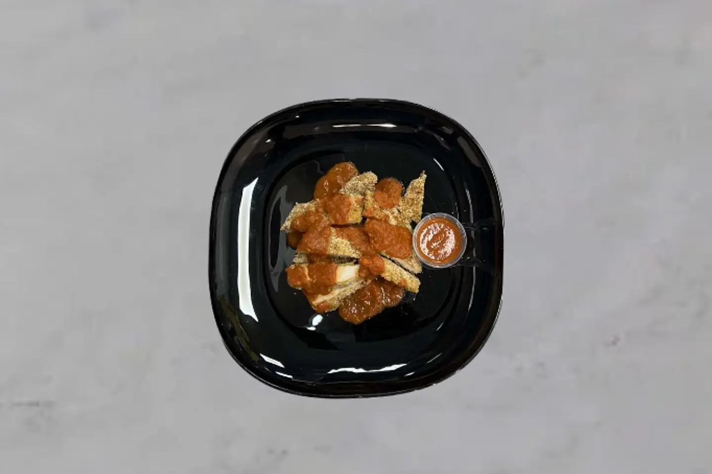 Crispy Chicken With Buffalo Sauce - 100 Grams