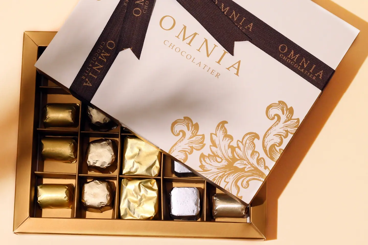 Wrapped Chocolate Box - Medium   20 Pieces