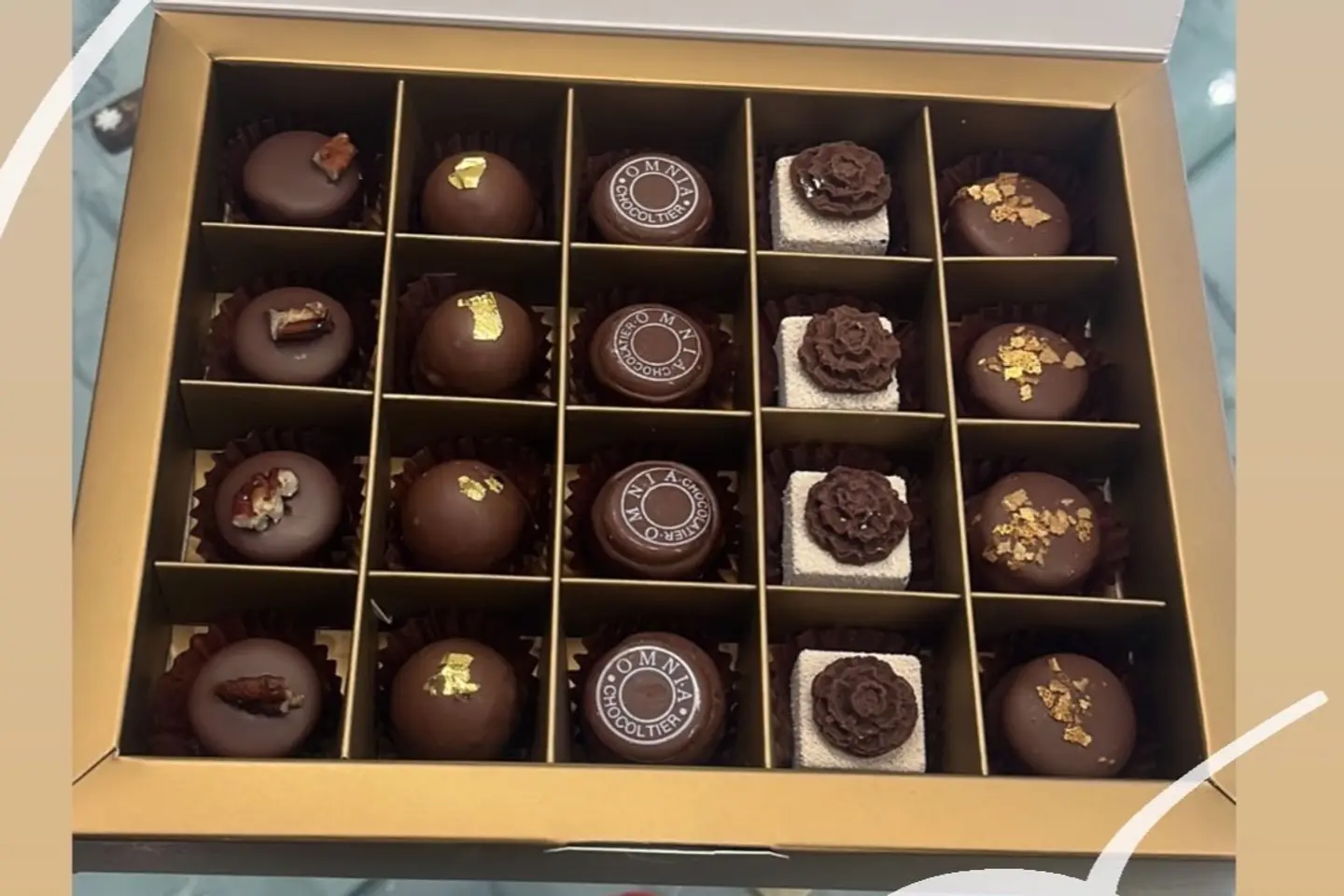 Uncovered Chocolate Box - Medium