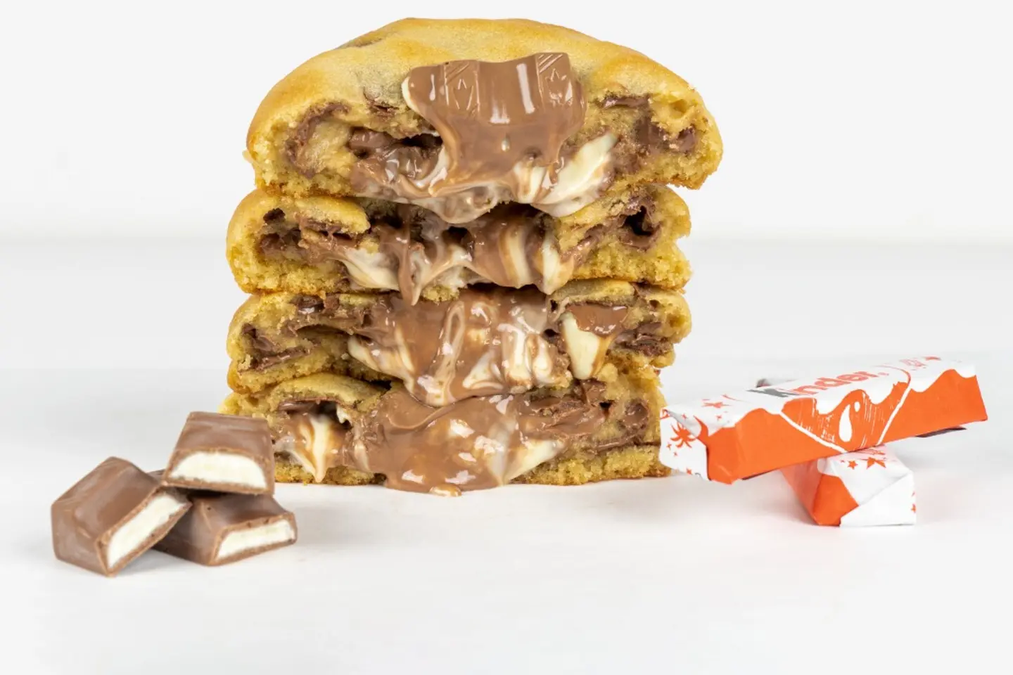 Giant Kinder Cookies - 4 Pcs Cookies Box