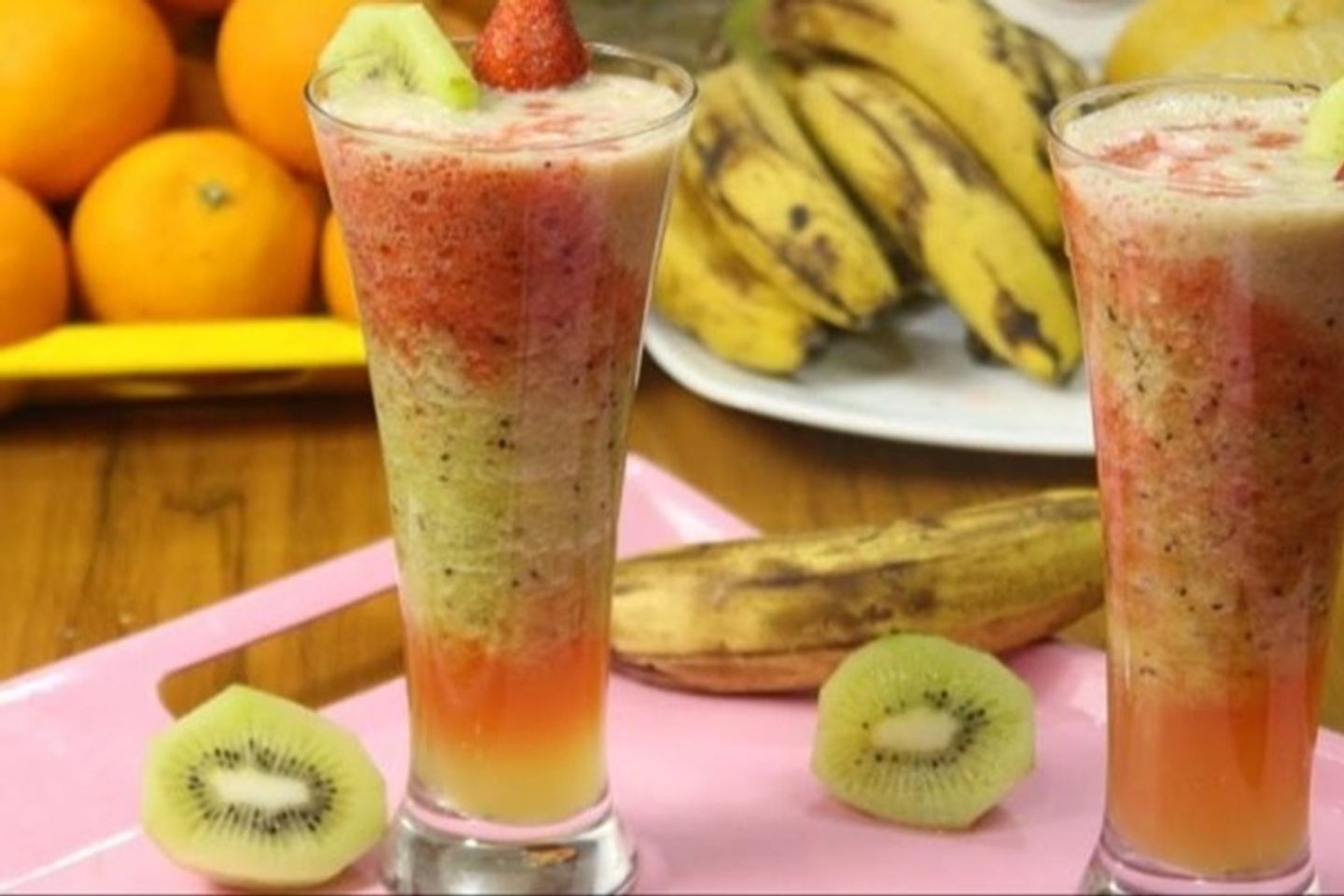 عصير افوكادو وخلطة خاصة - صغير