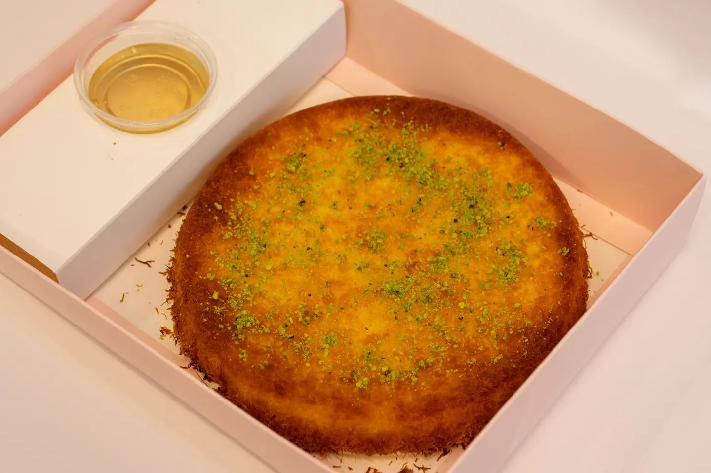 كنافة بالقشطة  - صغير