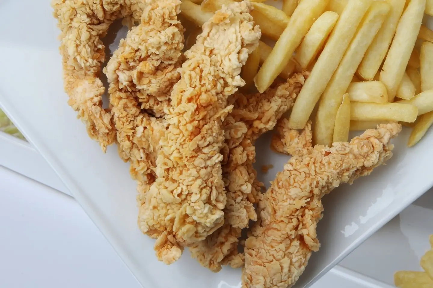 فيليه دجاج طازج - حار