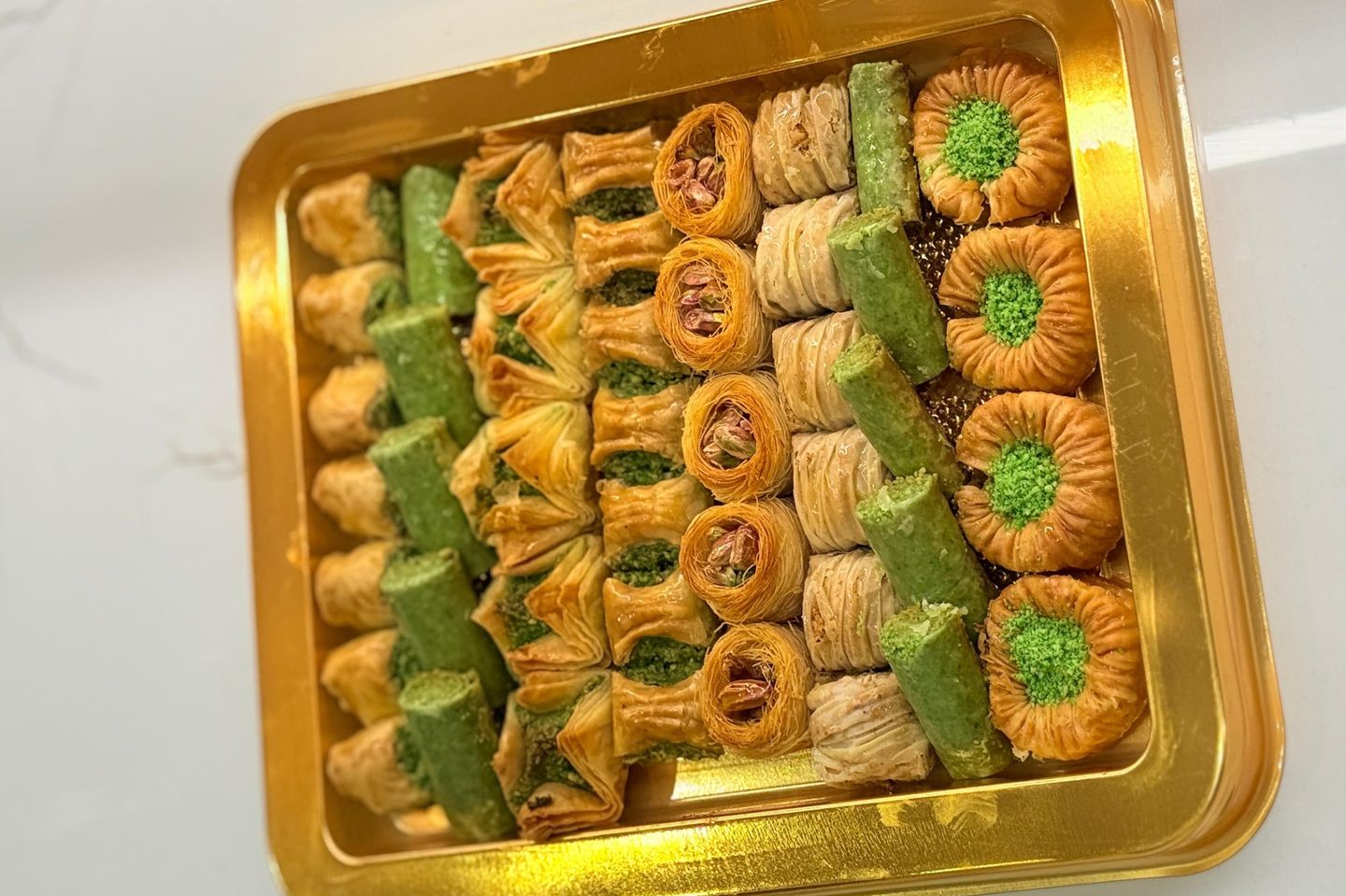 بقلاوة مشكل عادي - نص كيلو