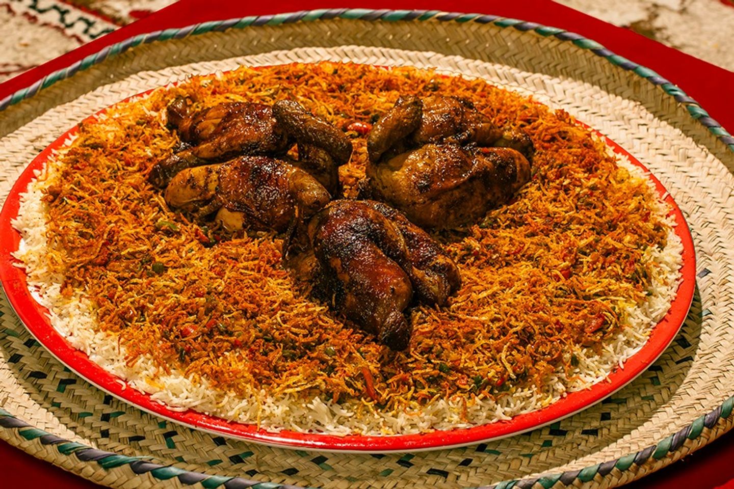 دجاج شواية مع الرز المبهر - نصف دجاجة