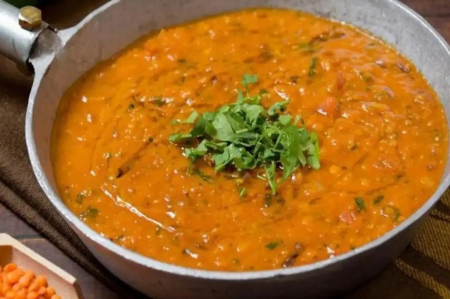 عدس طاوة - وسط