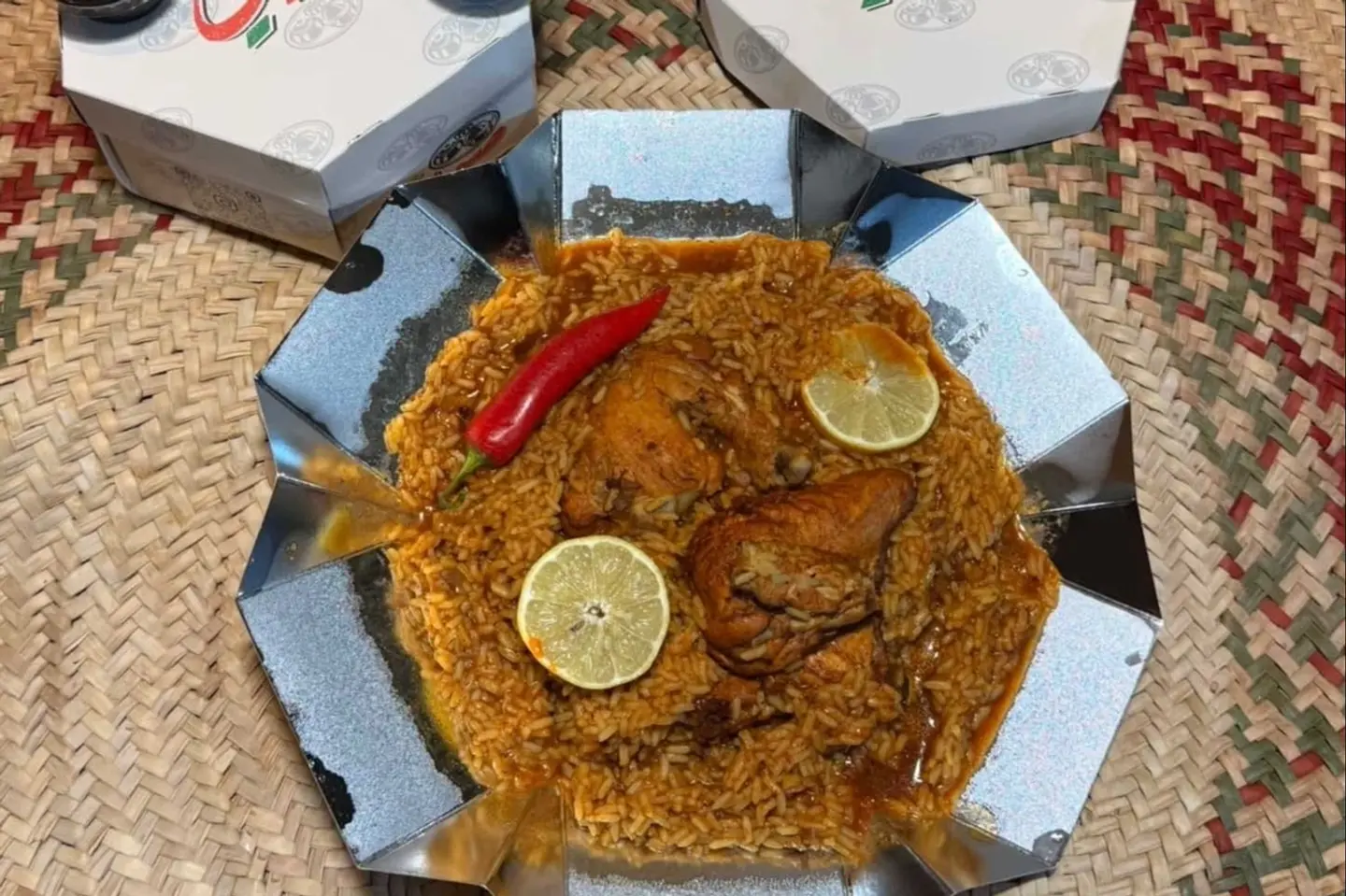 كبسة سهام دجاج - نصف حبة دجاج مع الرز