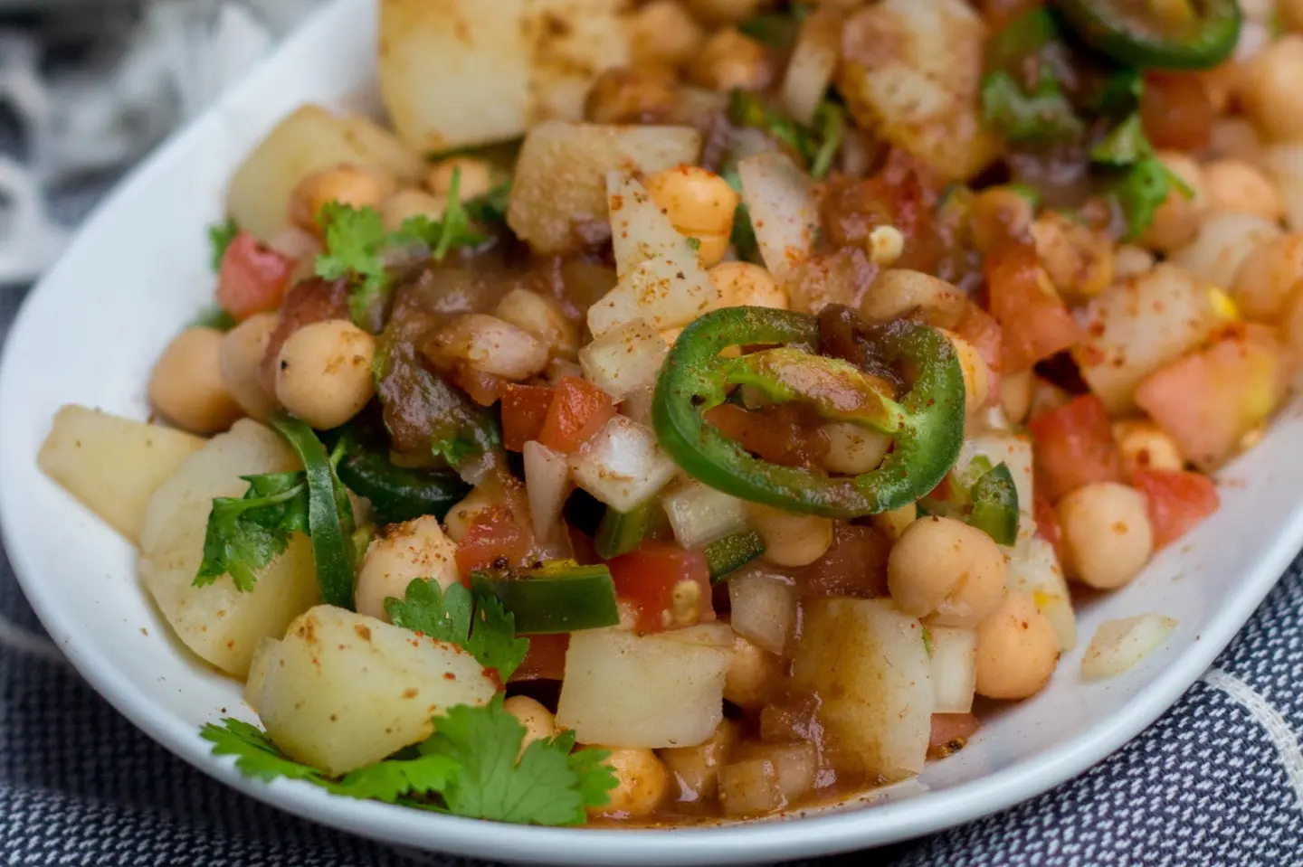 تشانا تشات - صغير