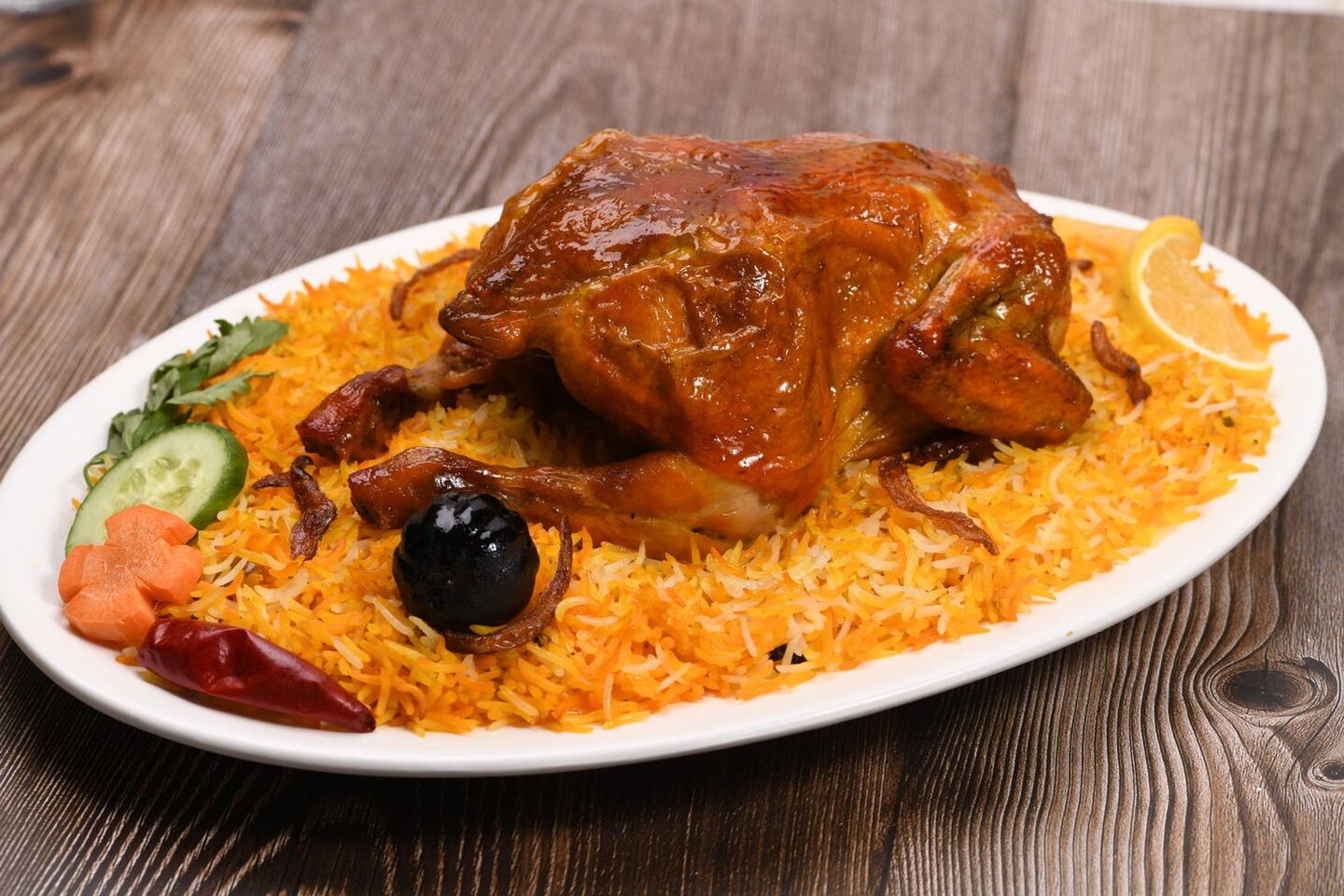 نصف دجاجة مندي - رز حراق
