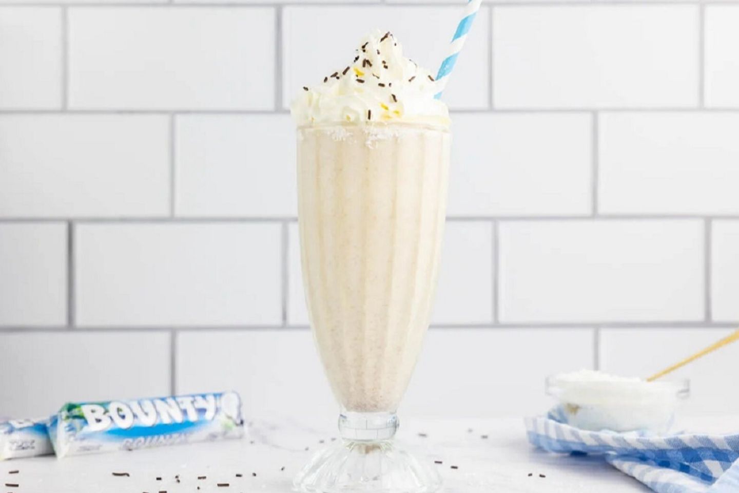 Bounty Milkshake - Small