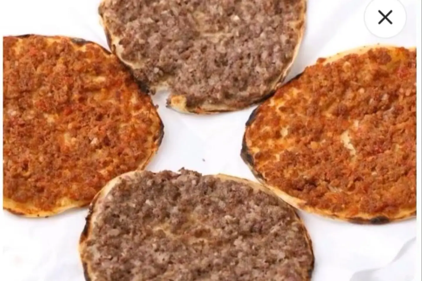 صفيحة شامية لحم بعجين مشكل خضار ودبس رمان - نفر عشر قطع