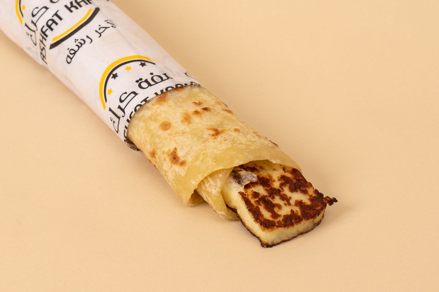جبن حلومي - بالزعتر