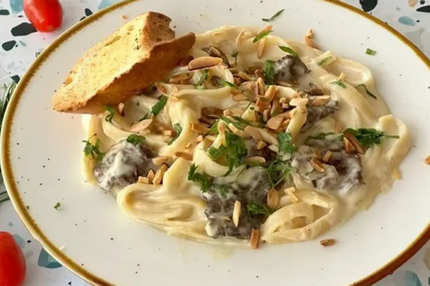 Steak Pasta - Steak Pasta