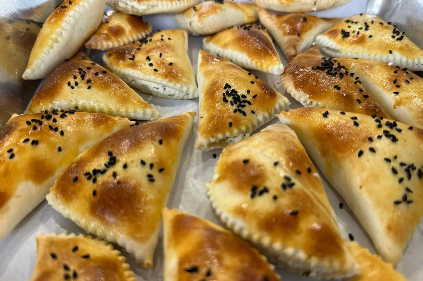 يغمش مالح بالحشوة جبنة - خسمه حبات
