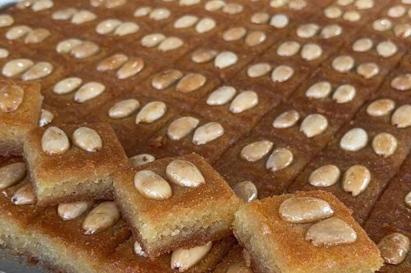 هريسة لوز - كبير