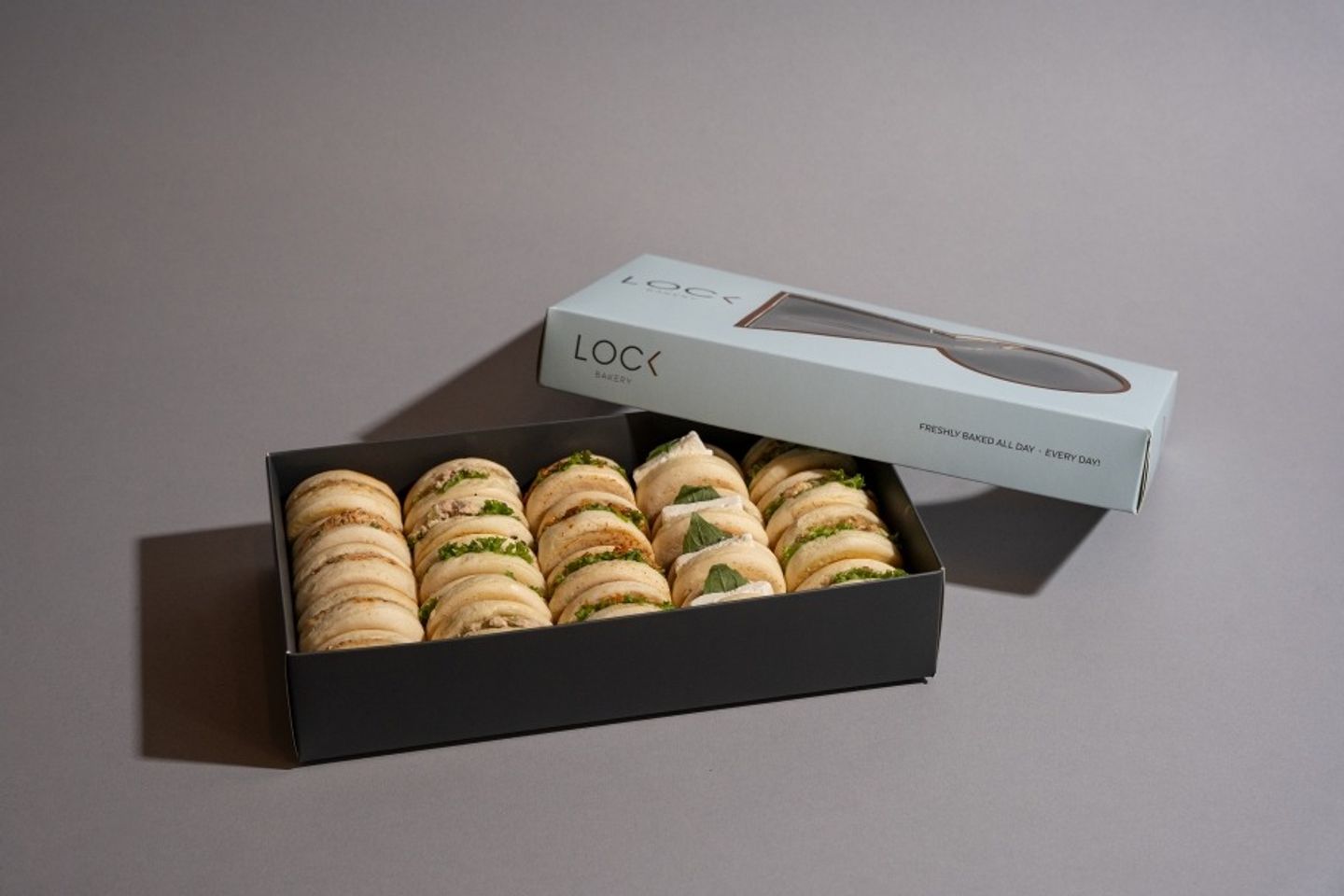 Sandwiches Box - Small 14 Pieces