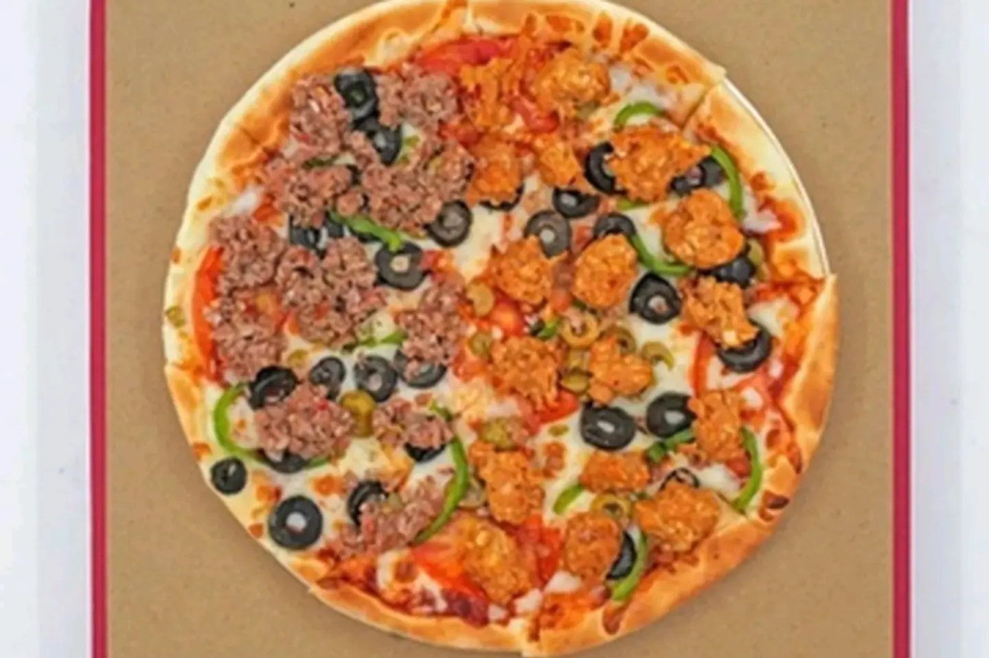 بيتزا دجاج - صغير