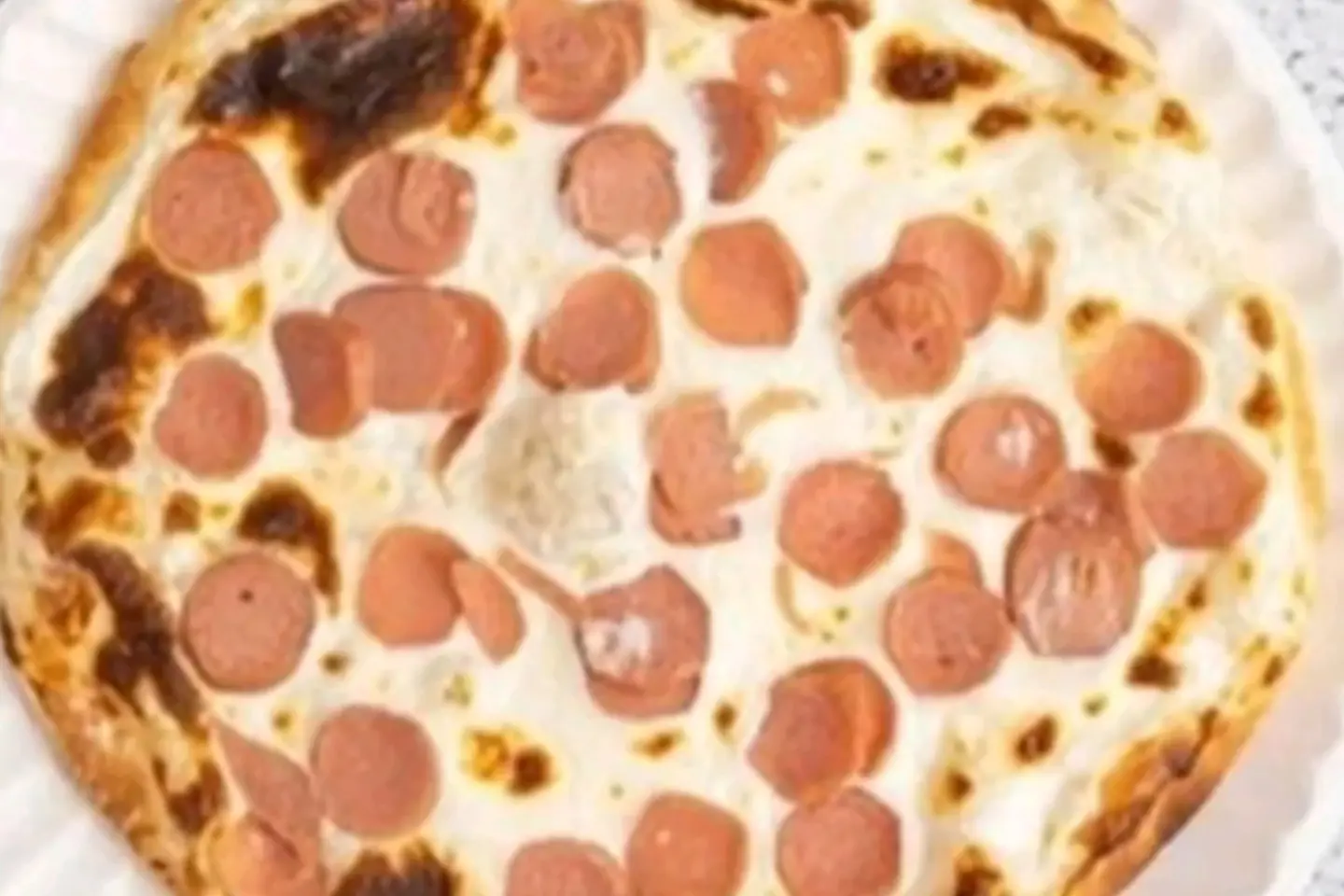 جبن بالنقانق - وسط