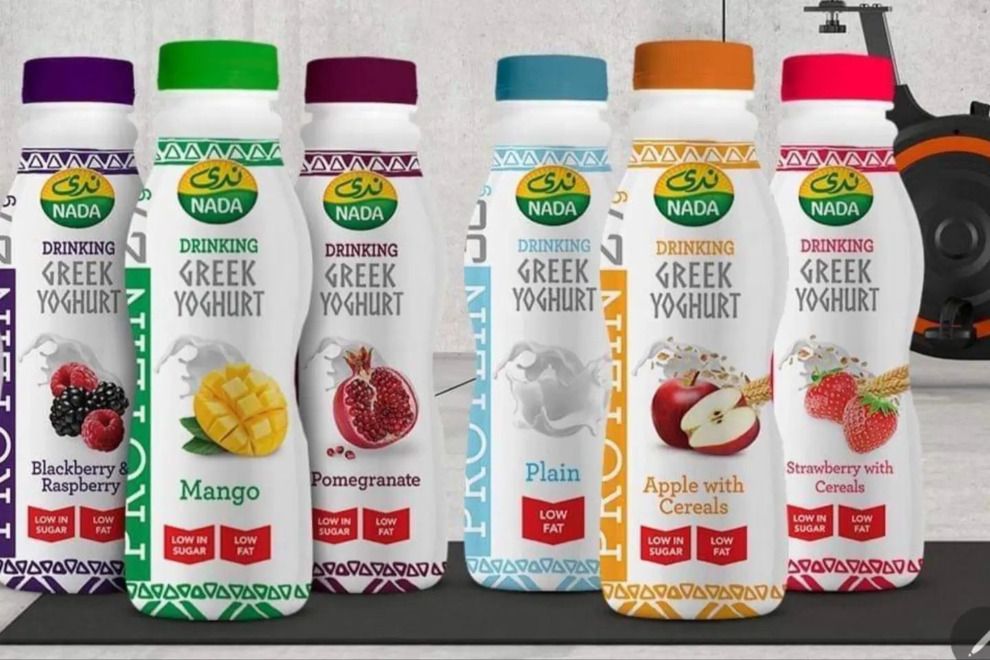 شراب اللبن اليوناني - توت احمر و اسود