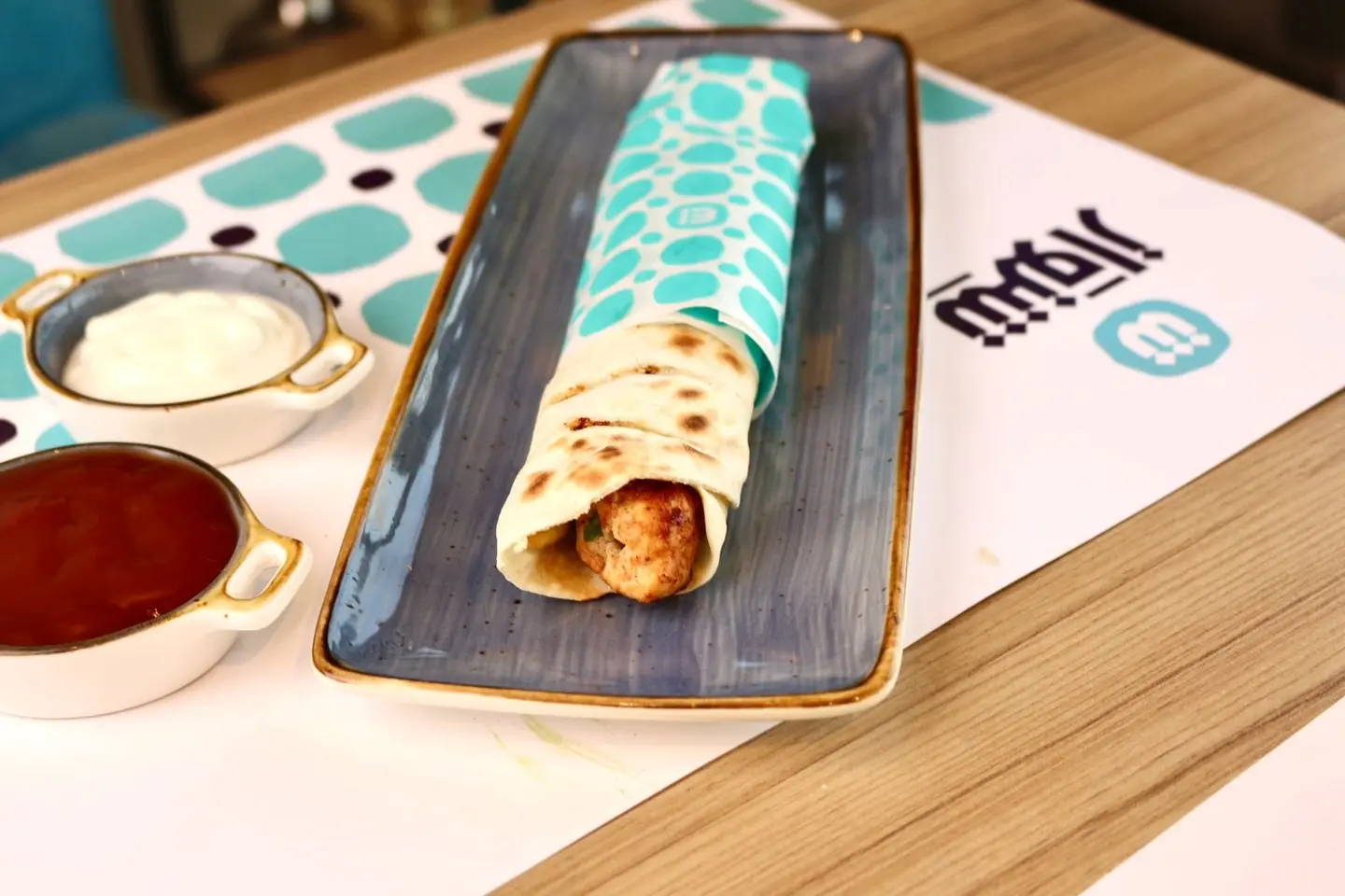 ساندويتش شيش طاووق - صغير