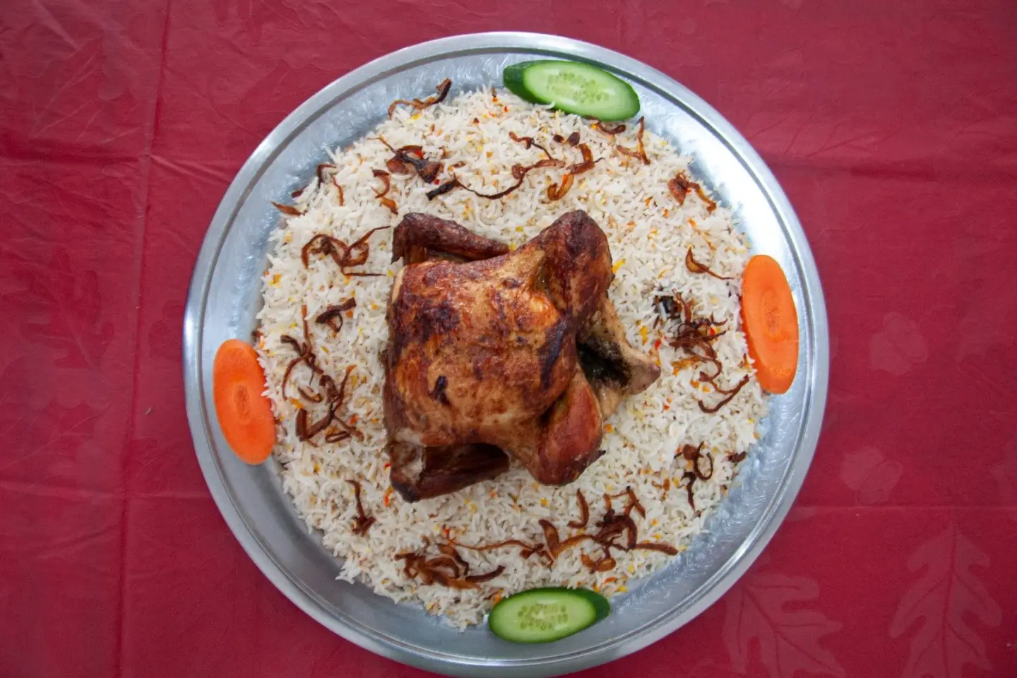 دجاج شواية مع الأرز - دجاجة كاملة