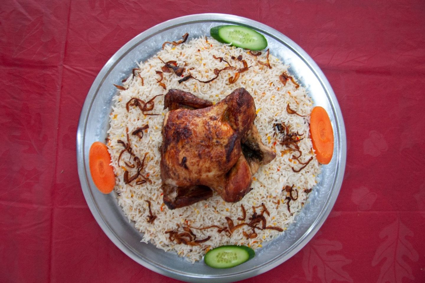 دجاج شواية مع الأرز - دجاجة كاملة