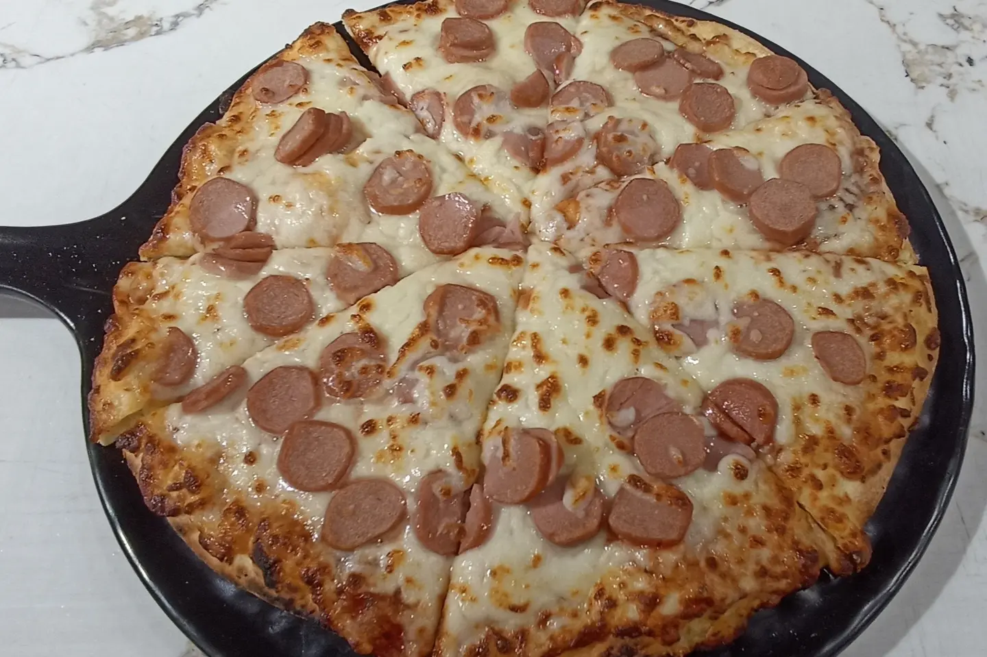 بيتزا نقانق - صغير