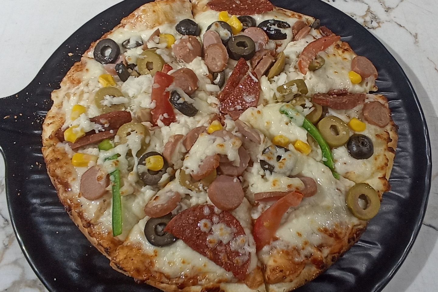 Taksim Pizza - Small