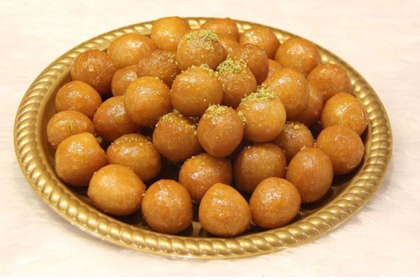 Simple Luqaimat - M