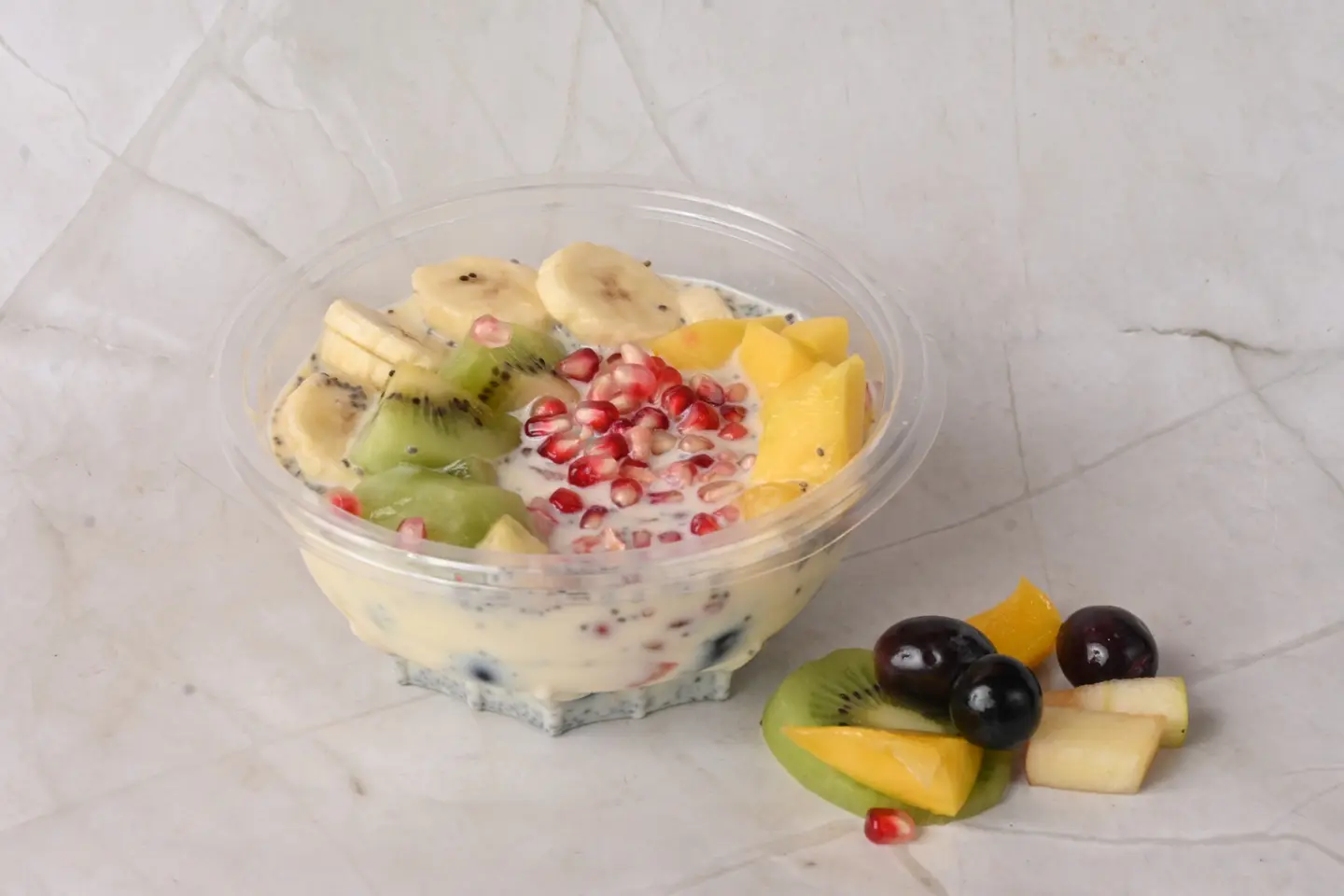 سلطة فواكه ببذور الشيا - كبير