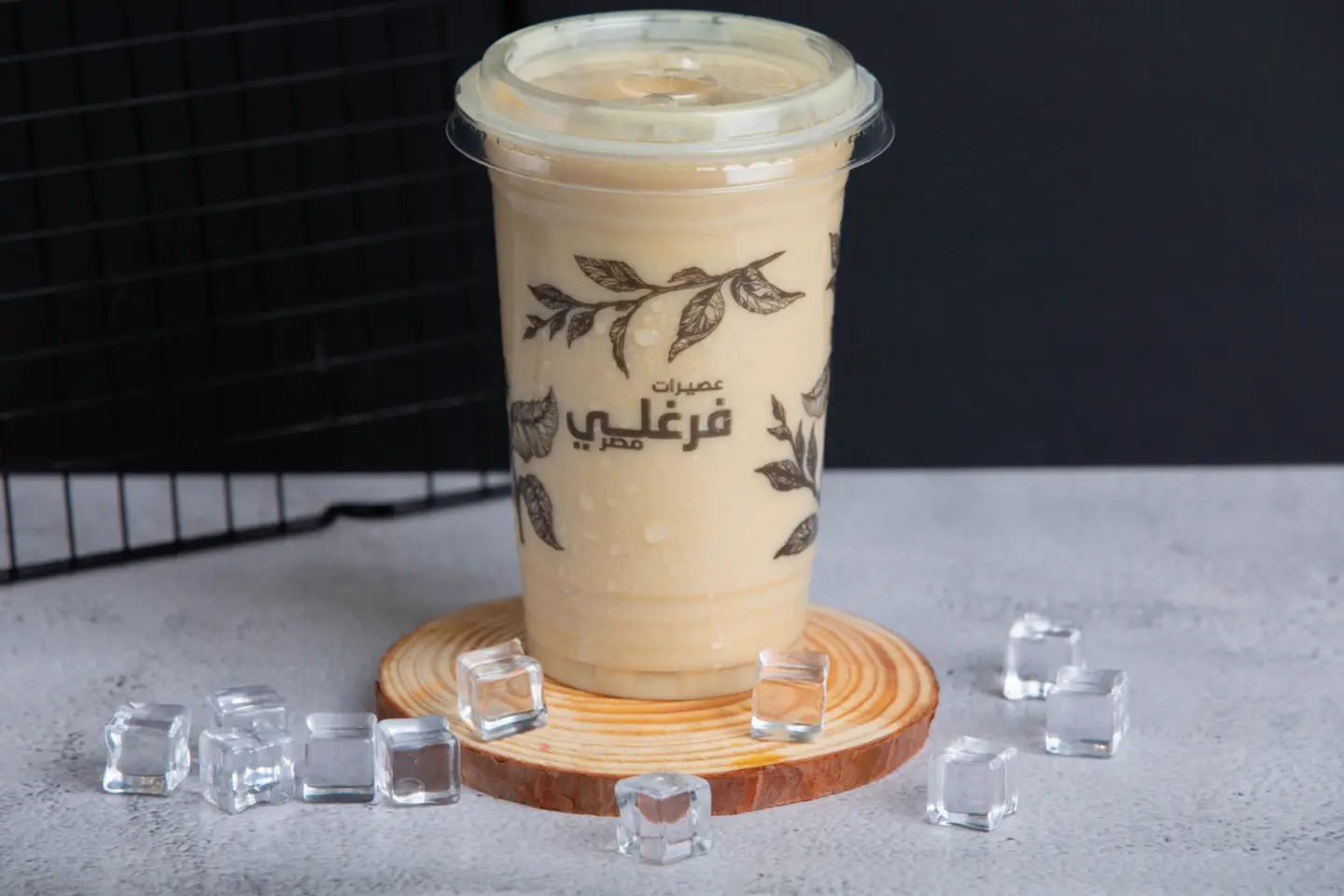 عصير تمر حليب - صغير