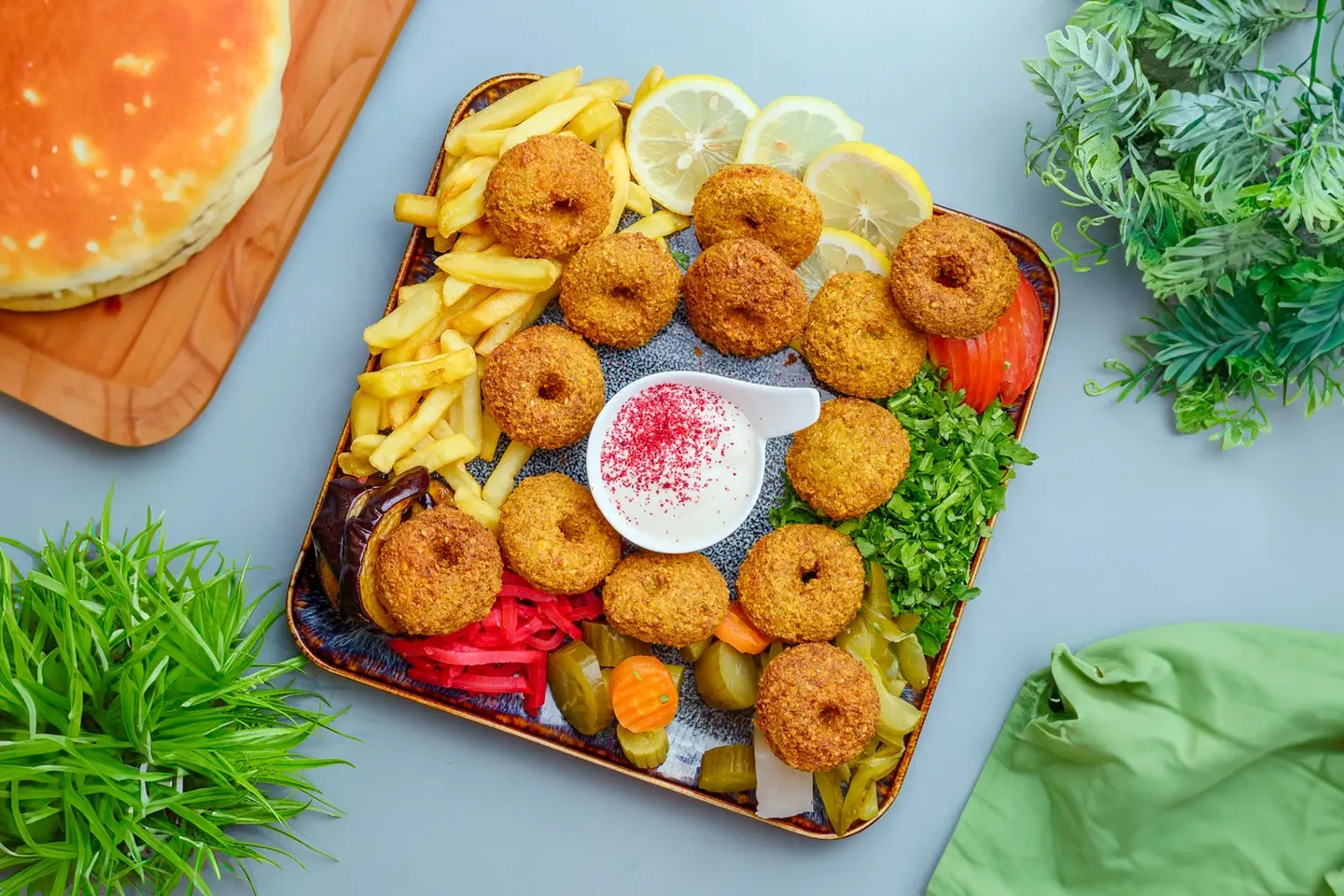 صحن فلافل عائلي - صغير