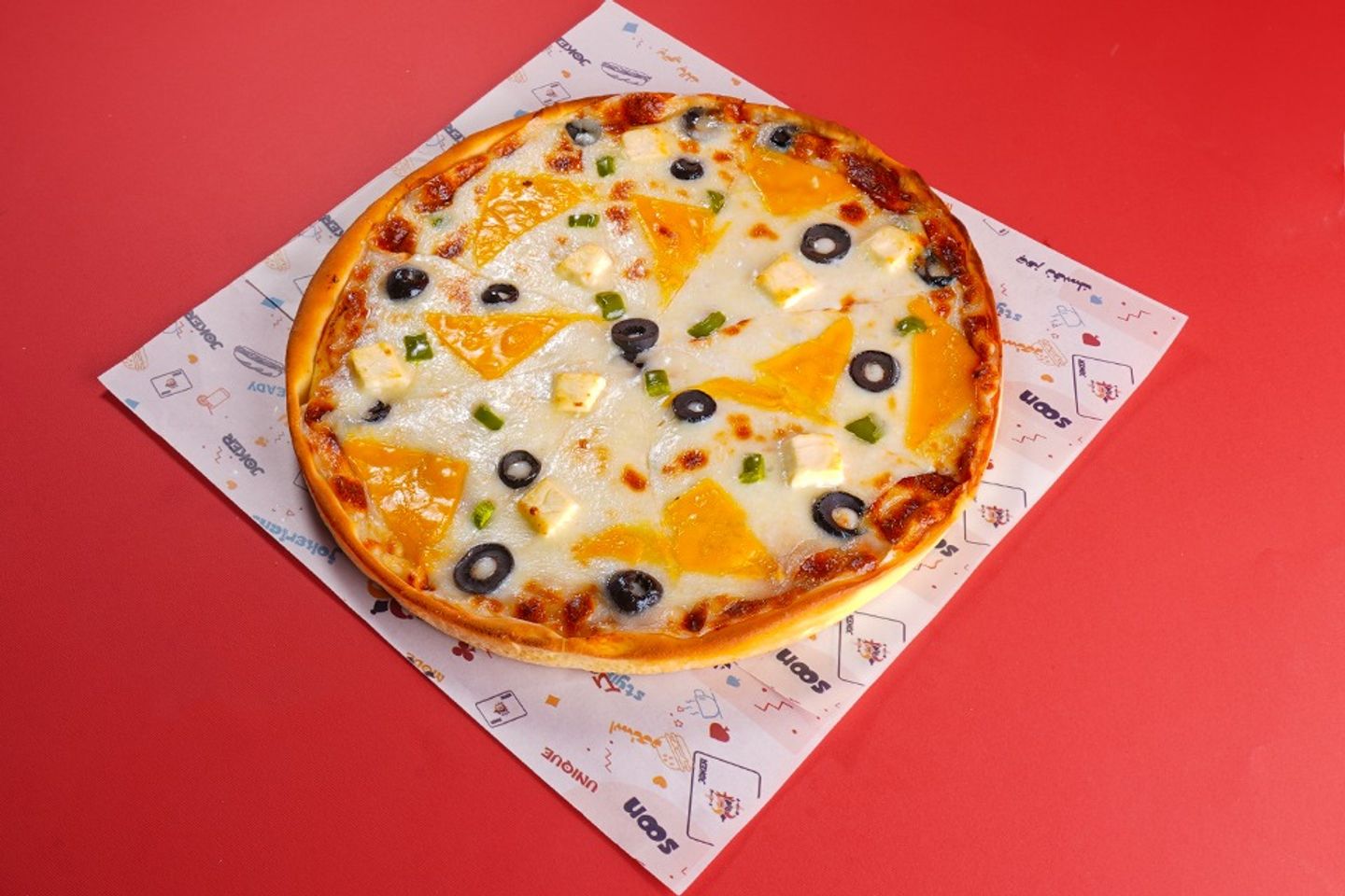 Mix Vegetables Cheeses Pizza - Medium