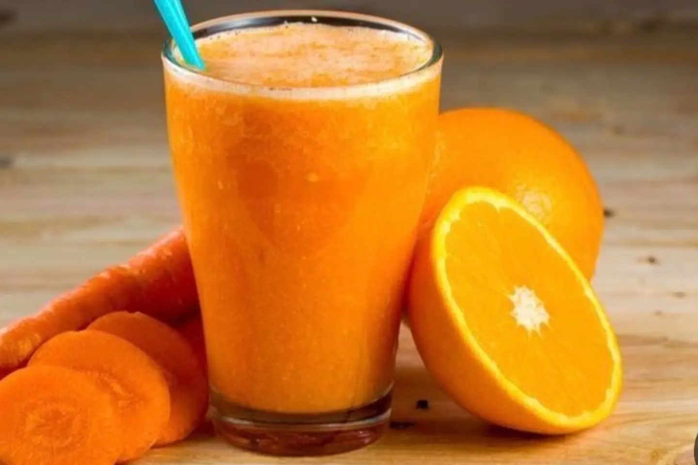 Squeezed Orange With Carrots Juice - Small