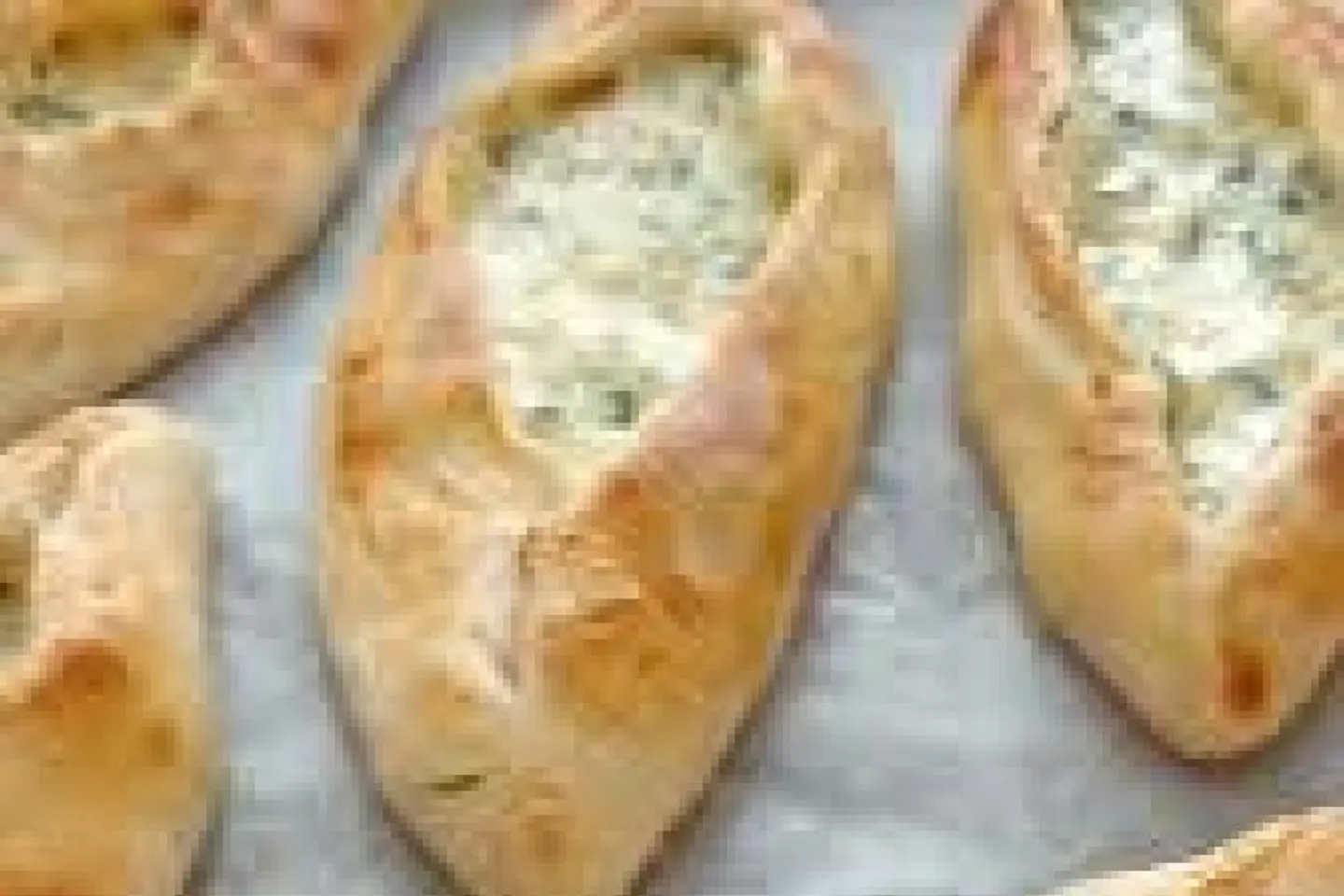 فطيرة عكاوي - كبير