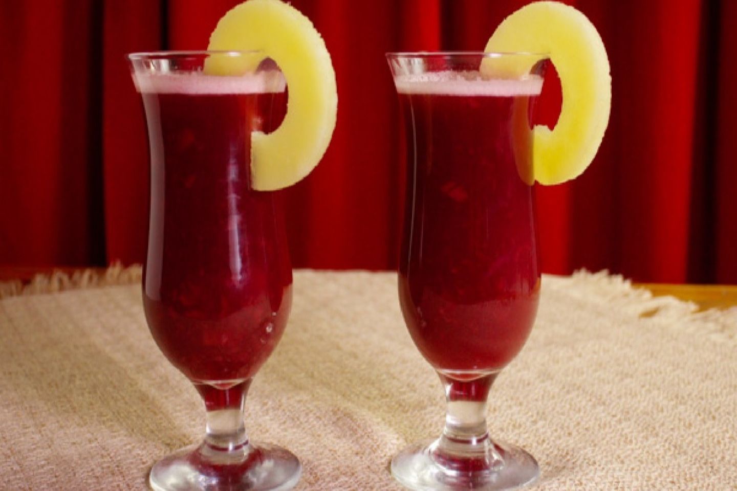 Pomegranate And Pineapple - 1 L
