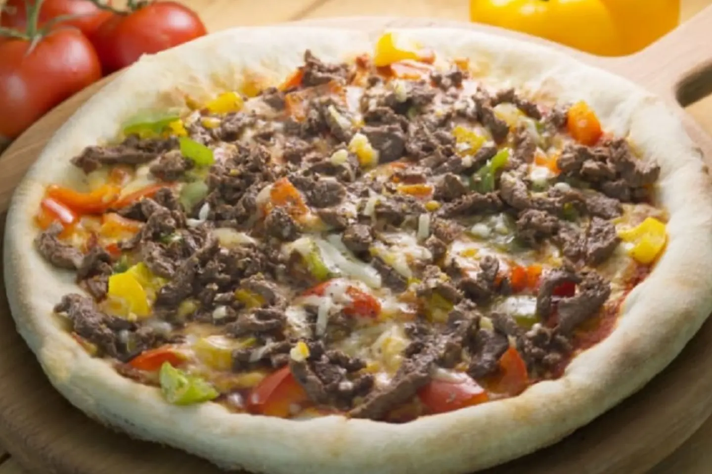 Steak Pizza - Medium