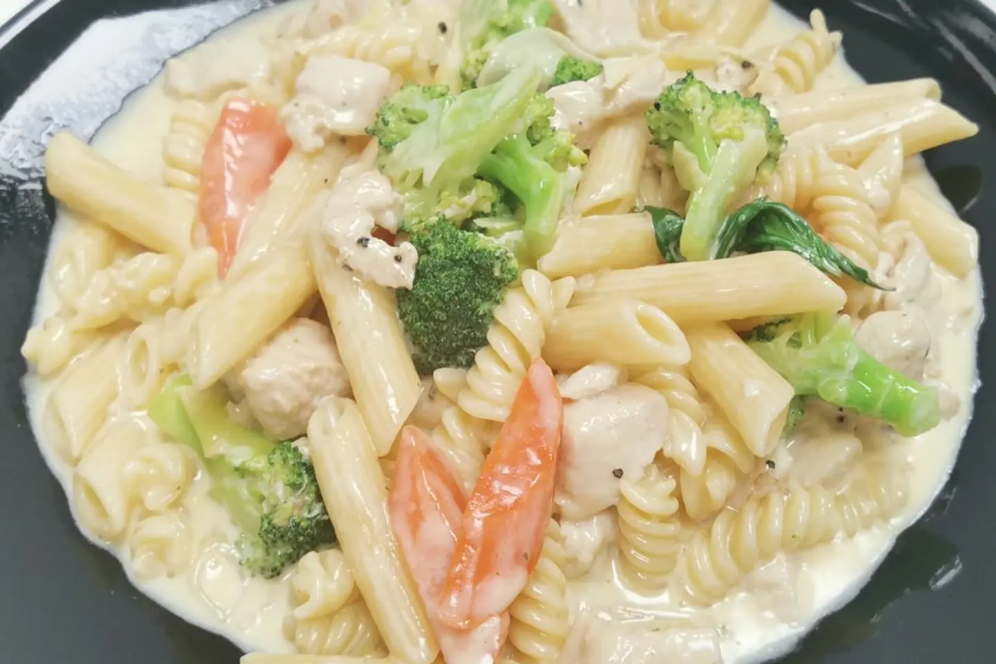 باستا دجاج - باستا دجاج-مكس صوص