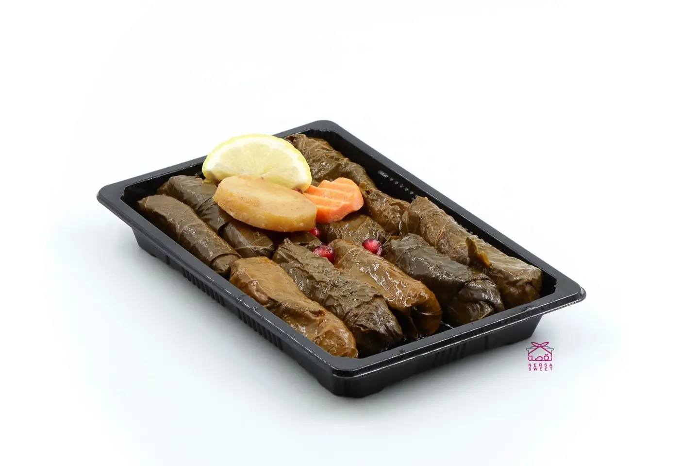 Medium Sized Grape Leaves Nine Pieces - Pond