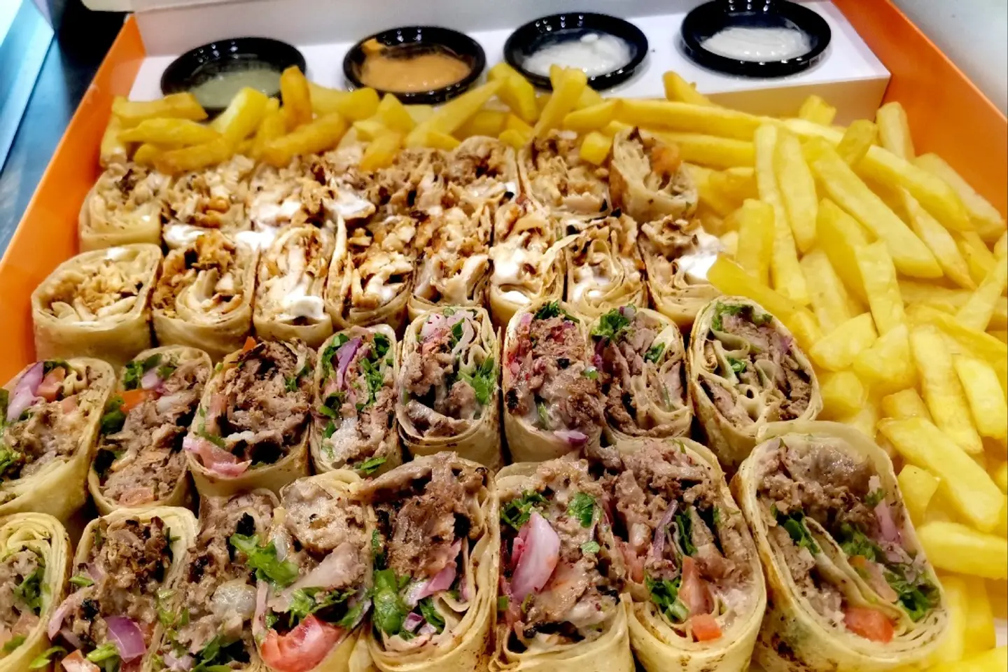 بوكس الرغيف الريفي  لحم  - وسط