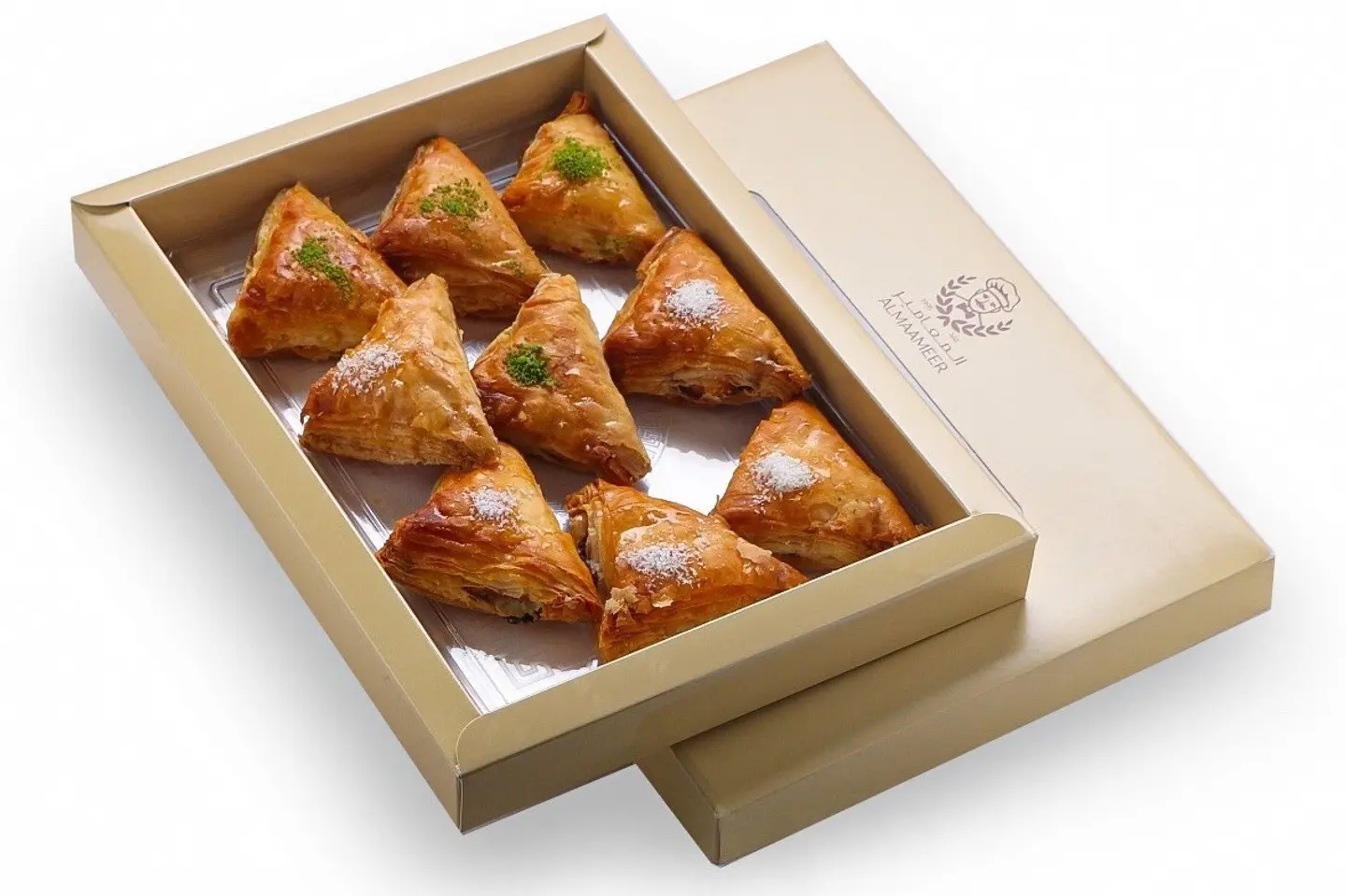 Box Warbat With Cheese And Cream - Medium