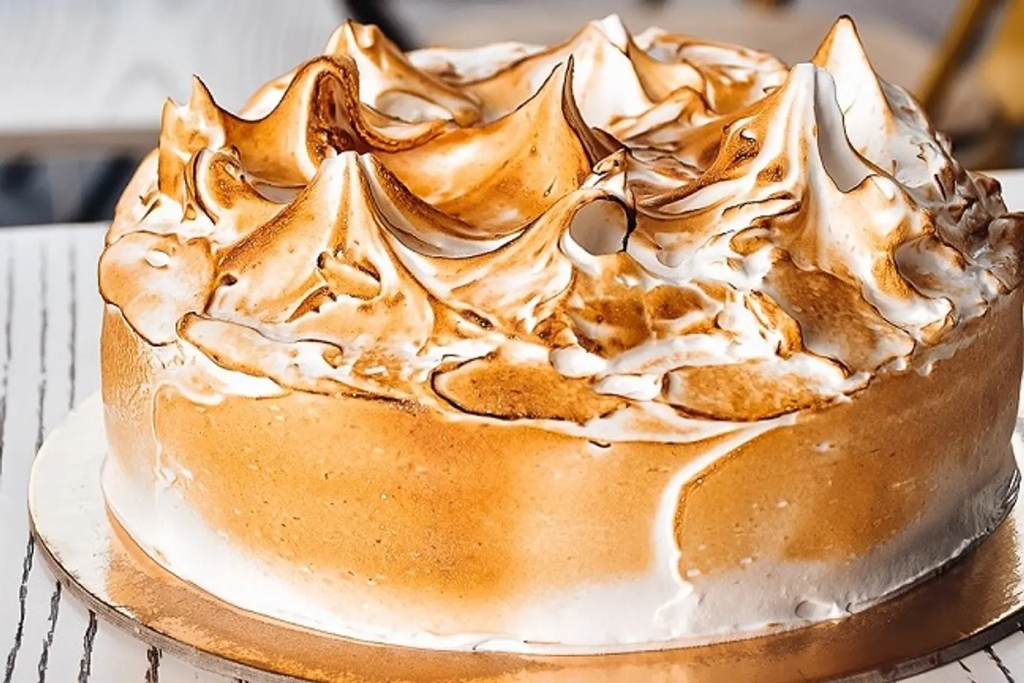 Meringue Cake - Small