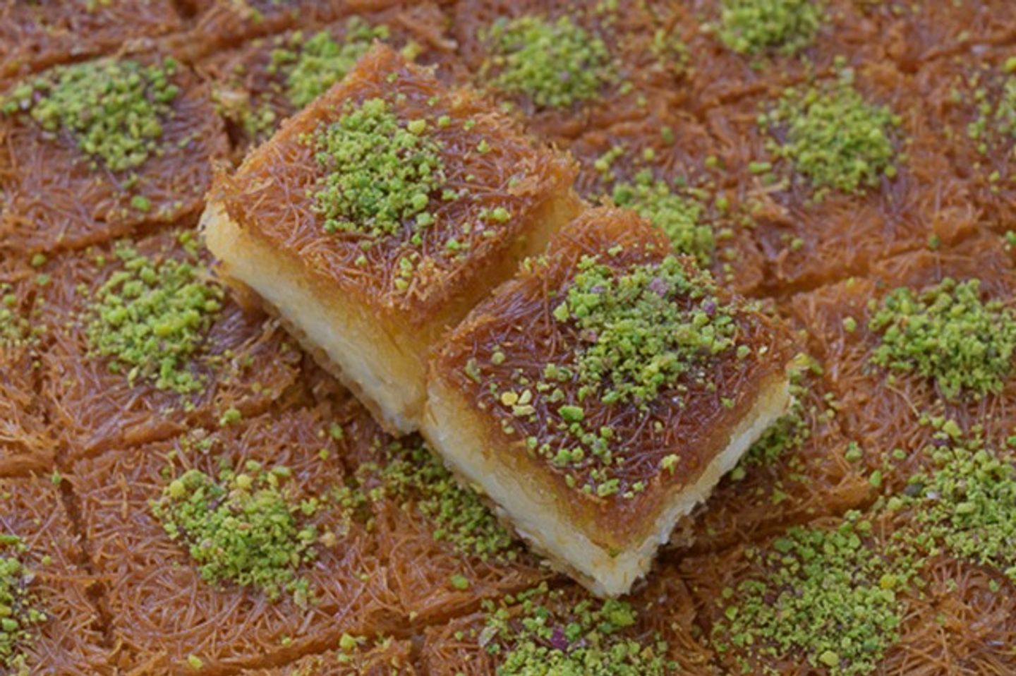 كنافة بالقشطة  - كيلو