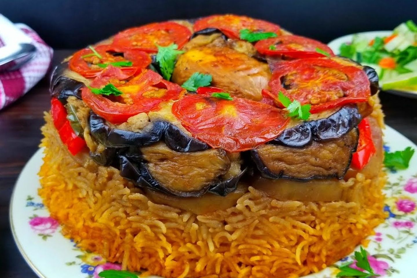 Sharjah Maqluba With Red Rice - Half