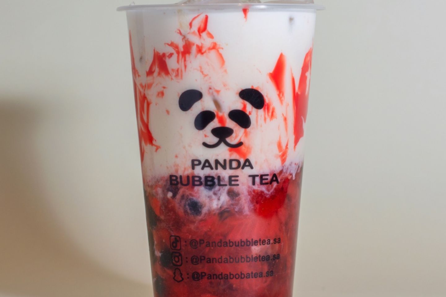 Velvet Strawberry Bubble Tea - Medium