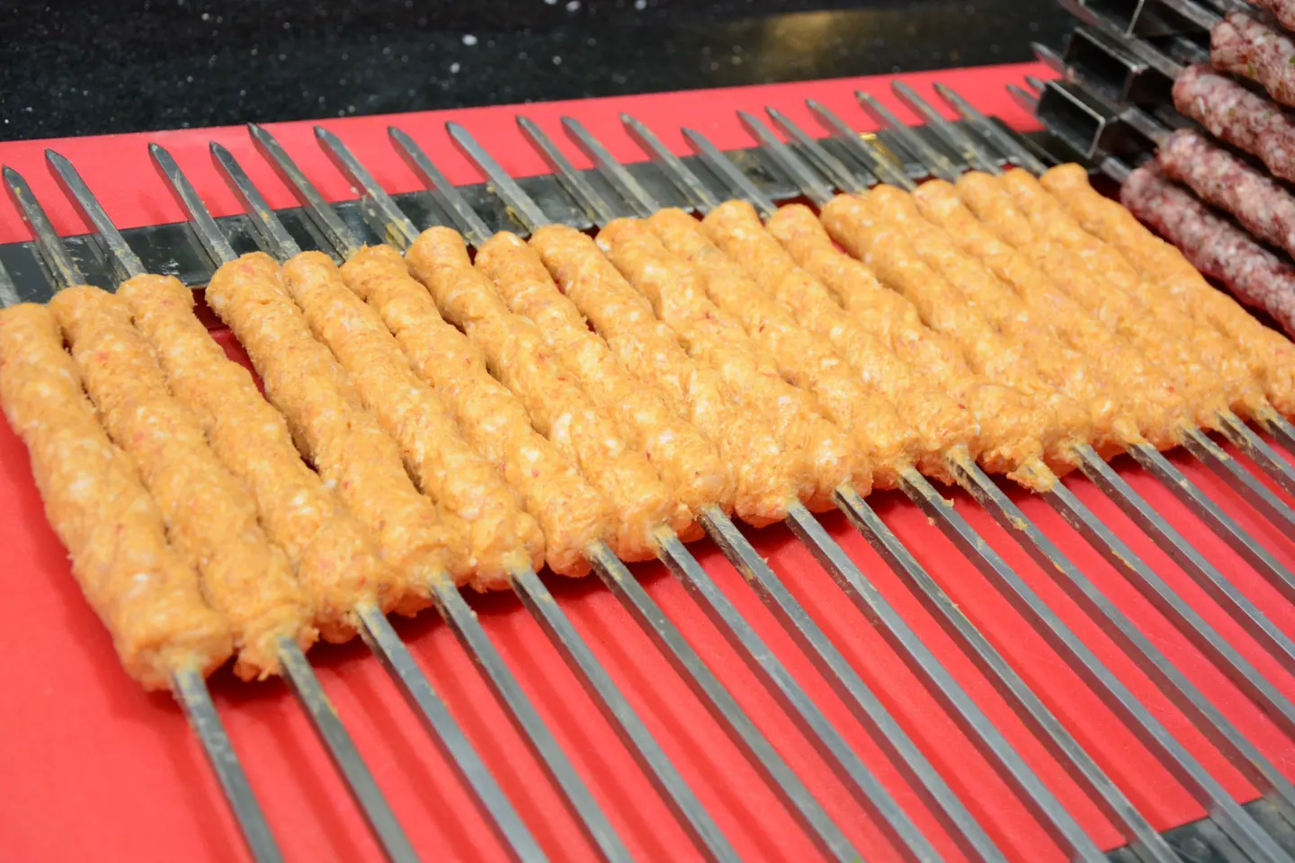 Mixed Raw Chicken Meat - 8 Skewers